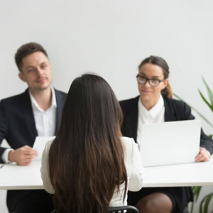 Contratando Com um Especialista em Recrutamentos